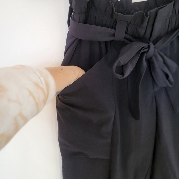 EUC Athleta Skyline II‎ Paperbag High-Rise Tapered Pants Black Size 0 - Picture 4 of 14